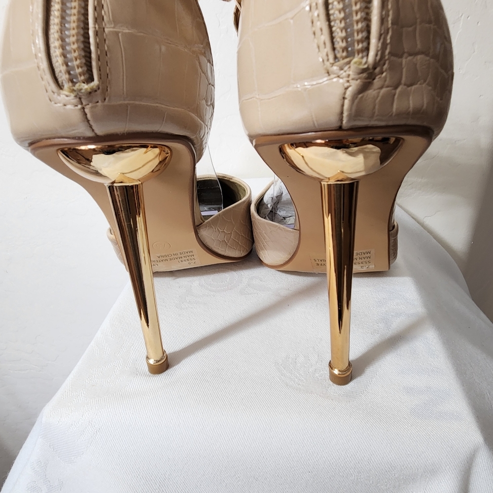 NWOT LEMONADE LYFE HEELS - Picture 4 of 6